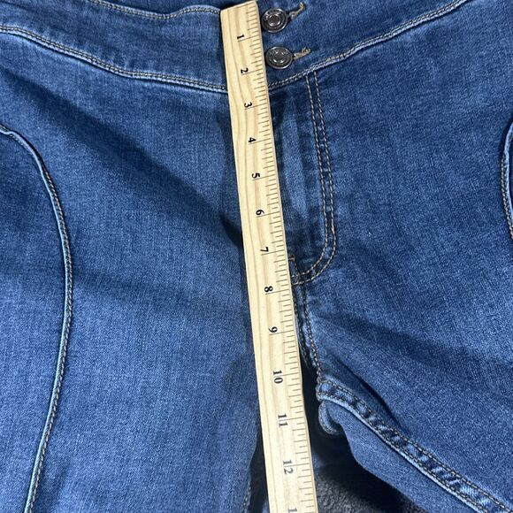 Classic Blue Flared Women's Jeans - Picture 6 of 16